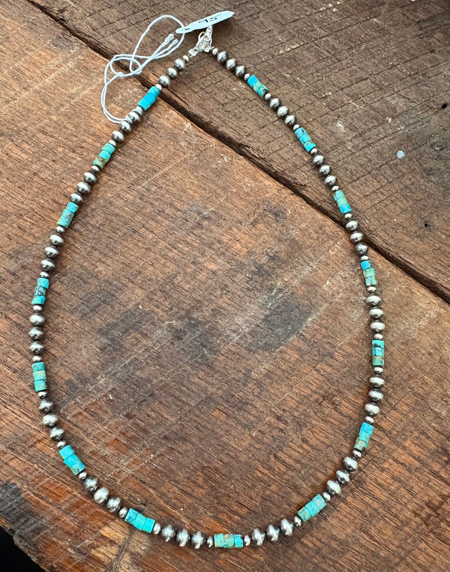 Waylon necklace