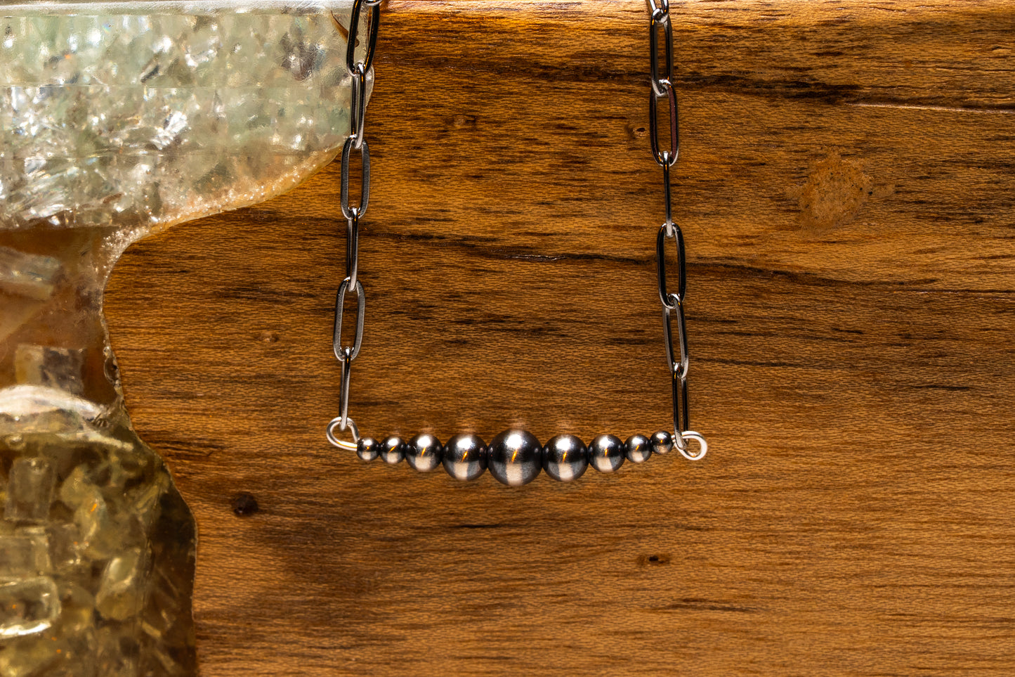 Graduated Navajo pearl bar necklace