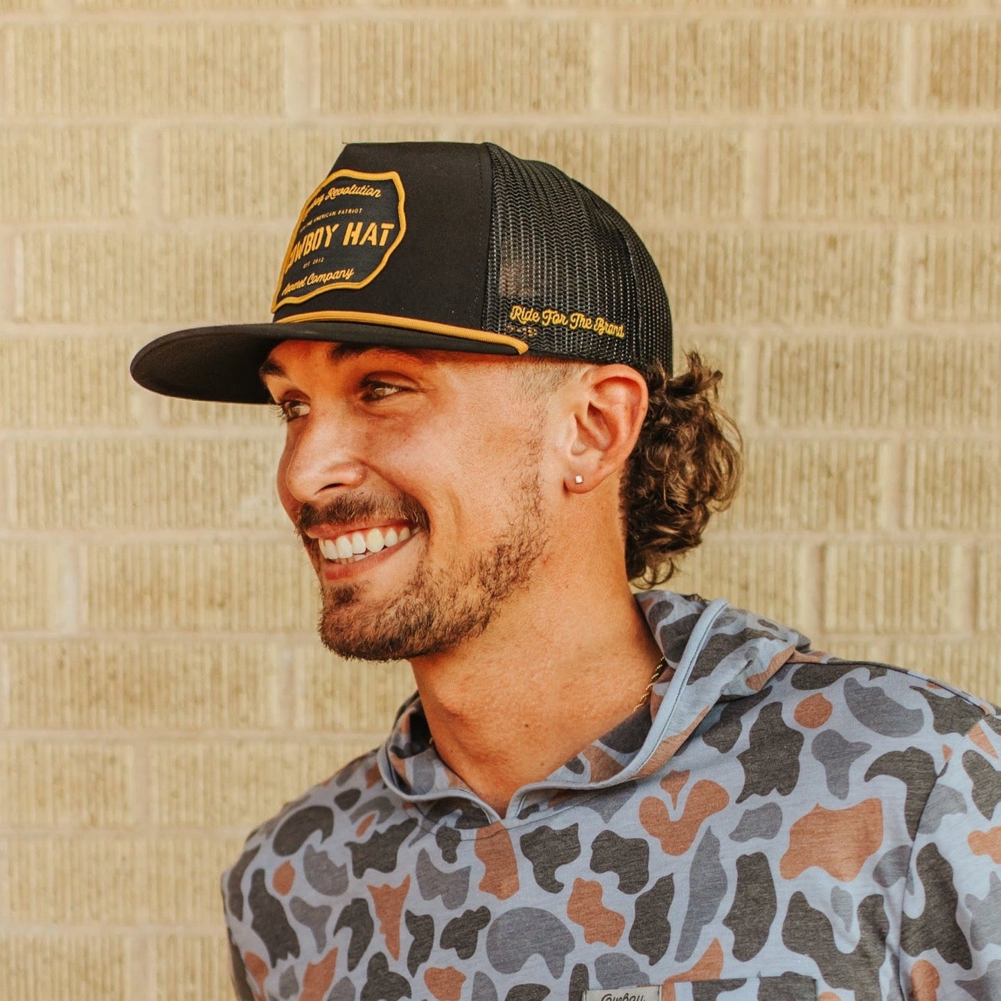 “Cowboy Hat” Patch Rope Trucker Hat - Black